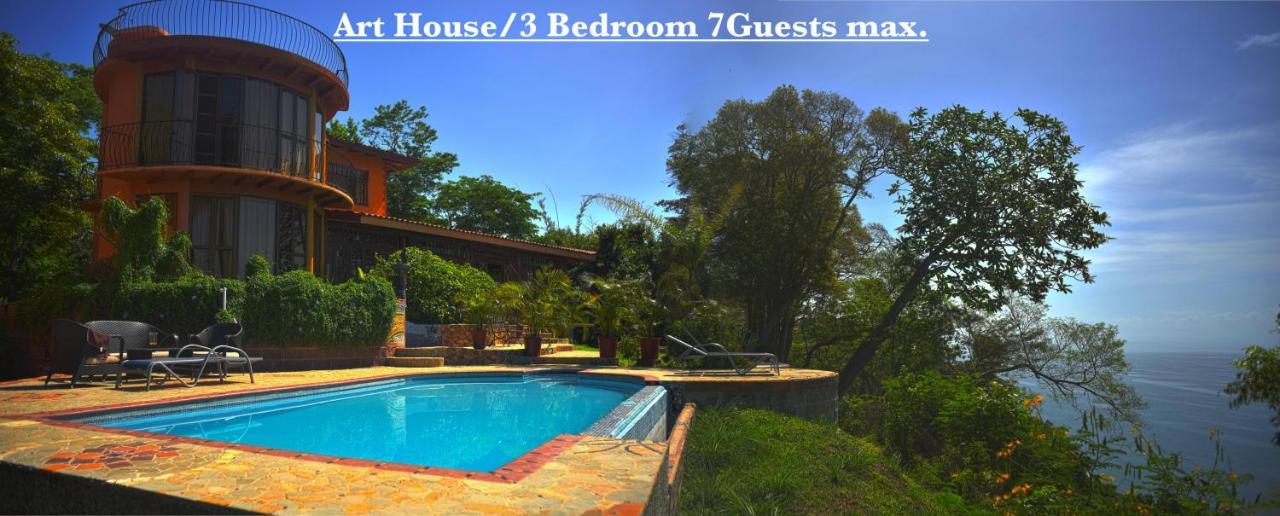 Отель Montezuma Heights Экстерьер фото